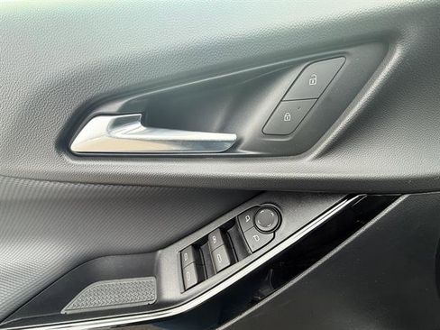 New 2026 Chevrolet Equinox LT w/ Safety and Technology Package image 13