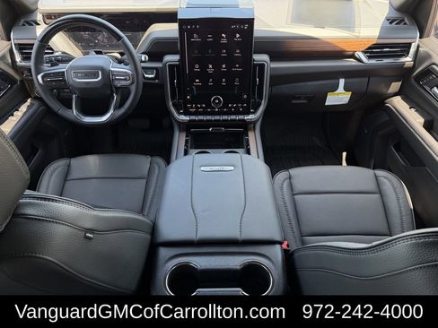 New 2026 GMC Yukon XL Denali w/ Denali Reserve Package AWD/4WD image 9