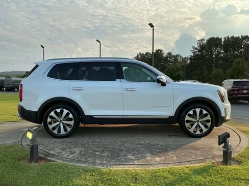 Used 2020 Kia Telluride S w/ S 8 Passenger Seating Package FWD image 8