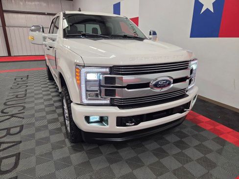 Used 2019 Ford F250 Limited w/ FX4 Off-Road Package image 23