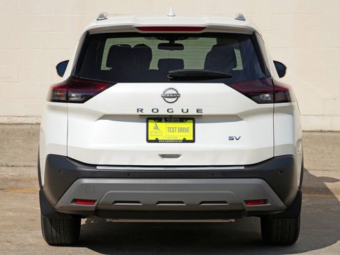 Used 2023 Nissan Rogue SV w/ SV Premium B Package FWD image 46