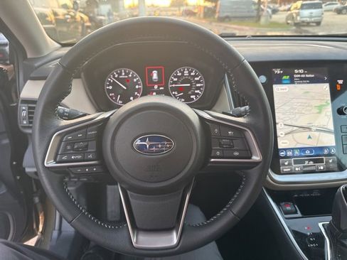 Certified 2025 Subaru Outback Premium image 10