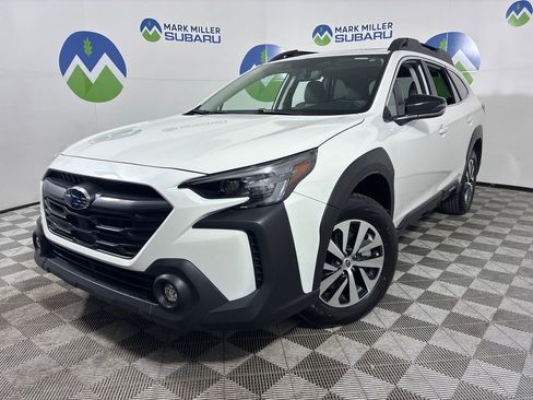 Used 2025 Subaru Outback Premium w/ Popular Package #1A image 4