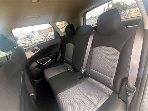 Used 2023 Kia Soul LX w/ Option Group 015 FWD image 27