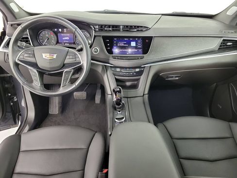 Used 2023 Cadillac XT5 Premium Luxury w/ Technology Package AWD/4WD image 16