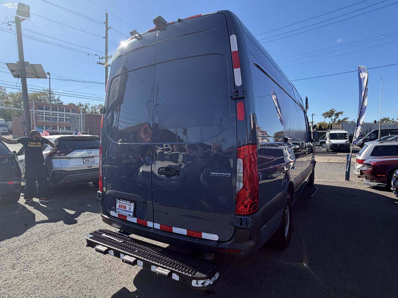 Used 2021 Mercedes-Benz Sprinter 2500 image 9