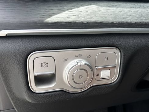 Certified 2025 Mercedes-Benz GLE 350 4MATIC image 34