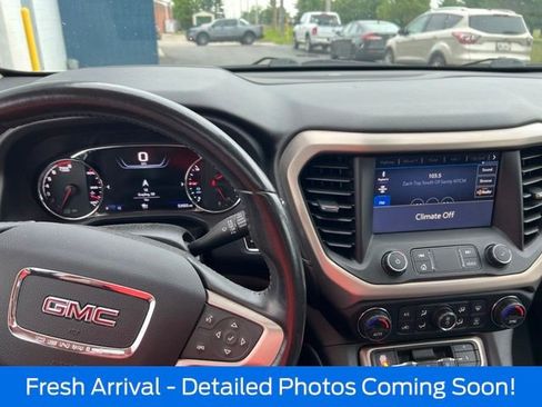 Used 2020 GMC Acadia Denali w/ GMC Pro Grade Package AWD/4WD image 11