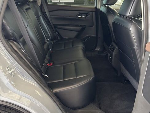Used 2023 Nissan Rogue SL w/ SL Premium Package AWD/4WD image 8