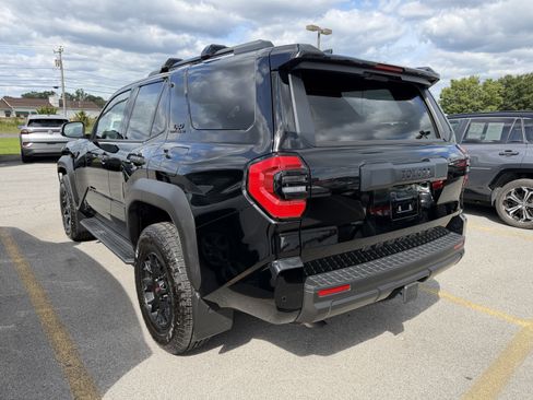 Used 2026 Toyota 4Runner TRD Off-Road AWD/4WD image 5