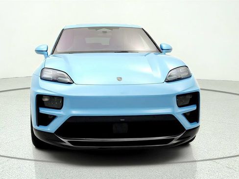 Used 2025 Porsche Macan Turbo Electric AWD/4WD image 2