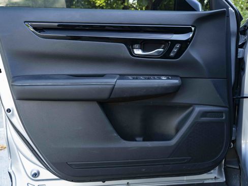 Used 2024 Honda CR-V EX-L image 36