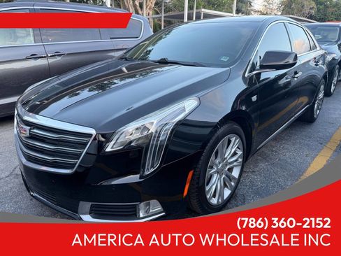 Used 2018 Cadillac XTS Luxury FWD image 1