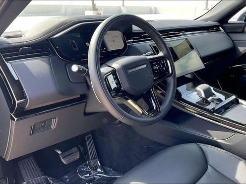 New 2025 Land Rover Range Rover Sport Dynamic SE image 7