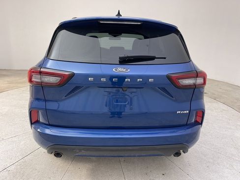 Used 2023 Ford Escape ST-Line image 11