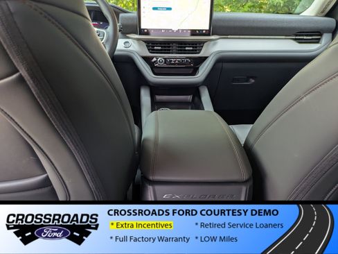 New 2026 Ford Explorer Active w/ Active Comfort Package AWD/4WD image 28