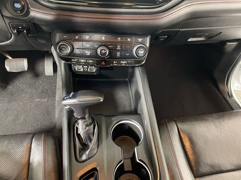 Used 2024 Dodge Durango GT image 17