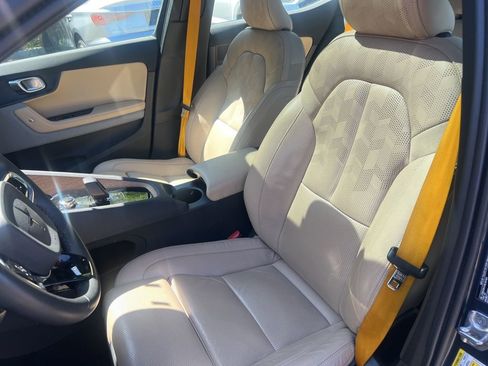 Used 2022 Polestar Polestar 2 w/ Performance Package AWD/4WD image 4