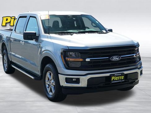 Used 2025 Ford F150 XLT w/ Equipment Group 301A Standard AWD/4WD image 2