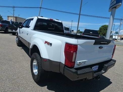 Used 2022 Ford F350 King Ranch AWD/4WD image 6