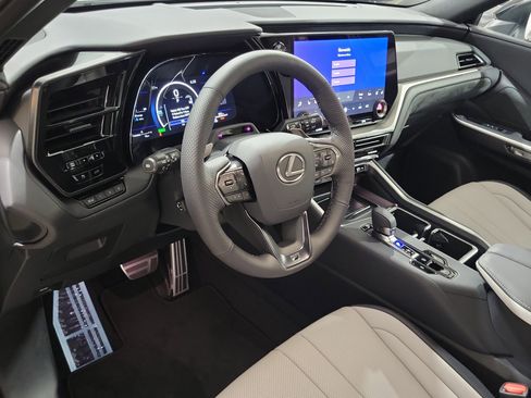 New 2026 Lexus TX 500h AWD w/ Technology Package image 7