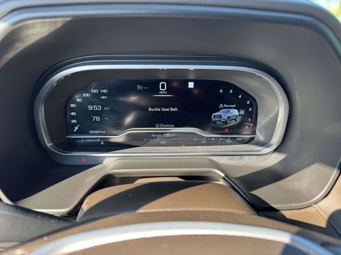 Certified 2023 GMC Yukon XL SLT image 32