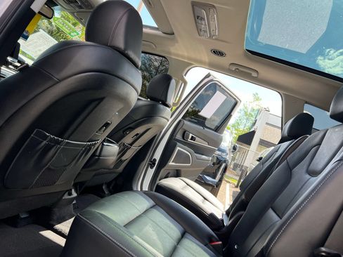 Used 2022 Kia Telluride SX FWD image 43