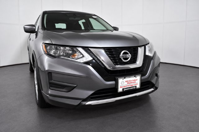 Used 2017 Nissan Rogue S AWD/4WD image 3