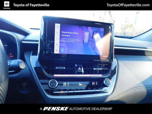 Used 2024 Toyota Corolla Cross XSE image 9