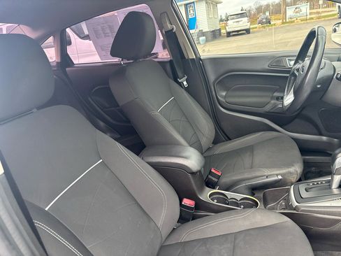 Used 2014 Ford Fiesta SE image 19