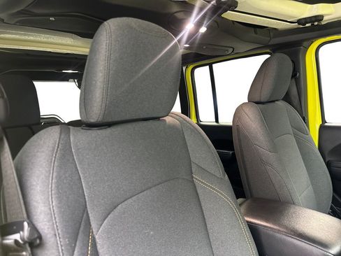 Used 2024 Jeep Wrangler Sport S image 44