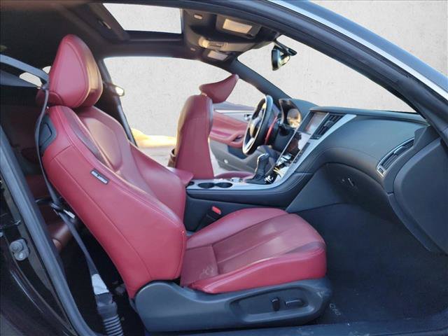 Used 2017 INFINITI Q60 3.0t Sport RWD image 25