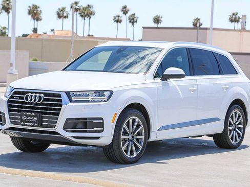 Used 2017 Audi Q7 3.0T Premium Plus AWD/4WD image 3