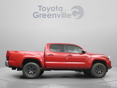 Certified 2023 Toyota Tacoma SR5 AWD/4WD image 17