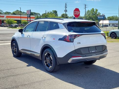 New 2026 Kia Sportage EX w/ EX Panorama Roof Package FWD image 4