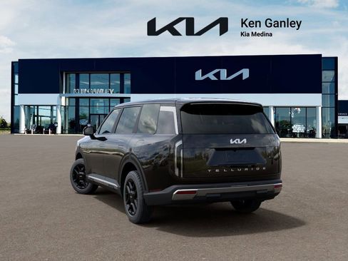 New 2027 Kia Telluride LX FWD image 4