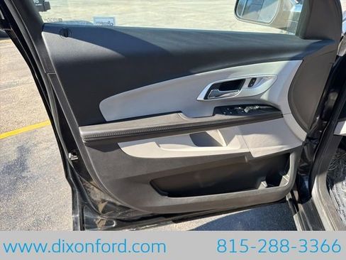 Used 2017 Chevrolet Equinox Premier w/ Enhanced Convenience Package FWD image 22