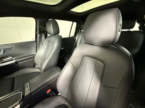 Used 2024 Mercedes-Benz EQB 250+ image 5