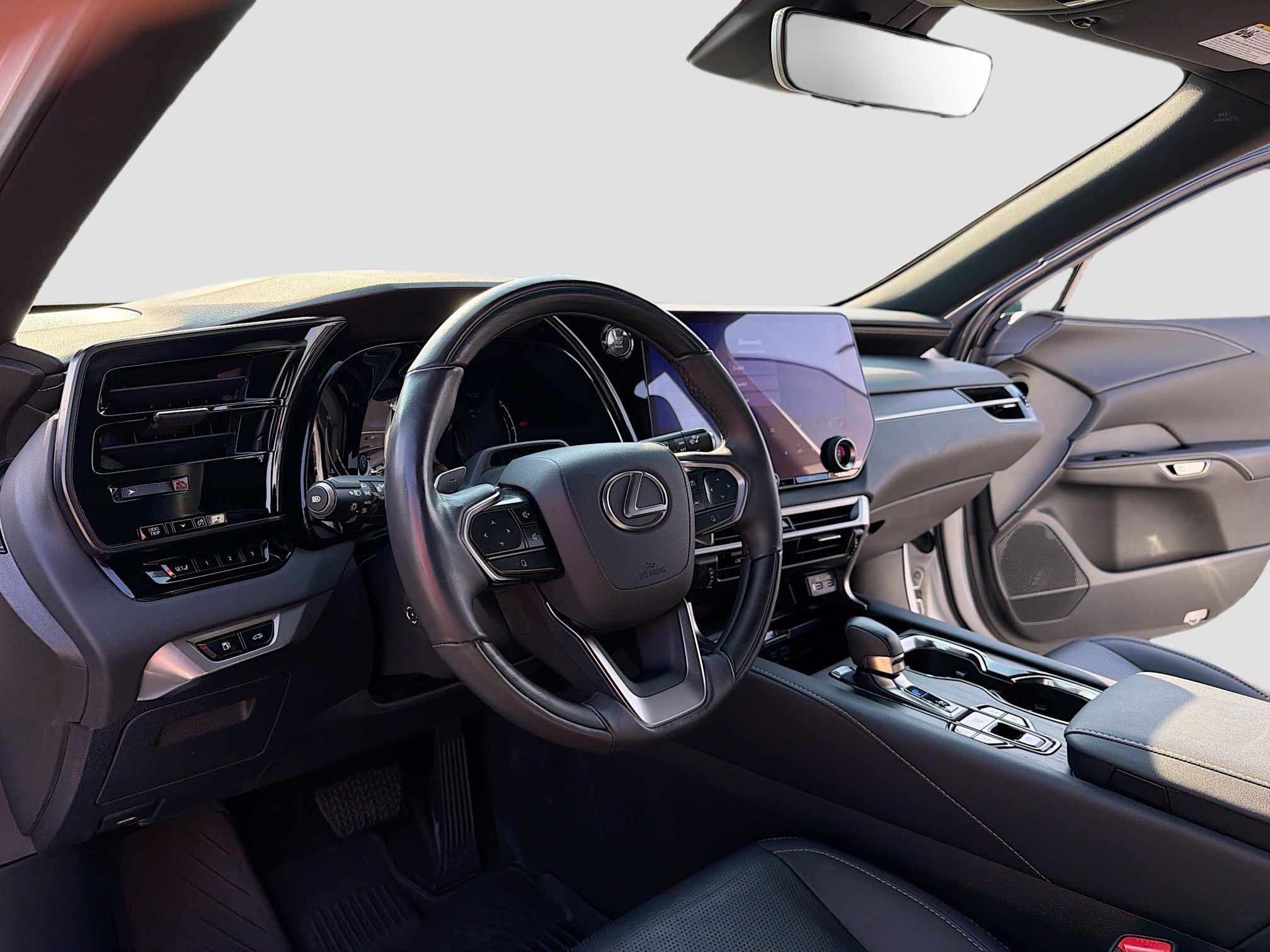 Certified 2023 Lexus RX 350 Premium Plus w/ Cold Area Package AWD/4WD image 4