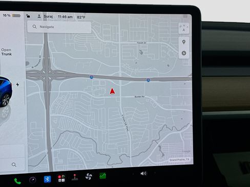 Used 2023 Tesla Model Y Long Range AWD/4WD image 19
