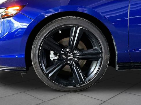 Used 2024 Honda Accord Sport image 10