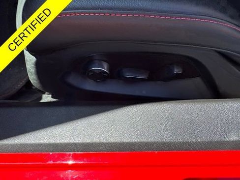 Used 2022 Chevrolet Corvette Stingray Premium Cpe w/ Z51 Performance Package RWD image 10
