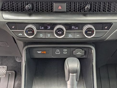 Certified 2025 Honda CR-V EX image 14