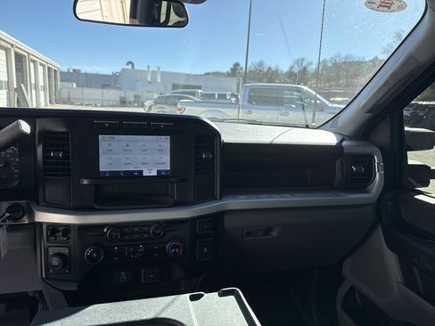 Used 2023 Ford F250 XL image 16