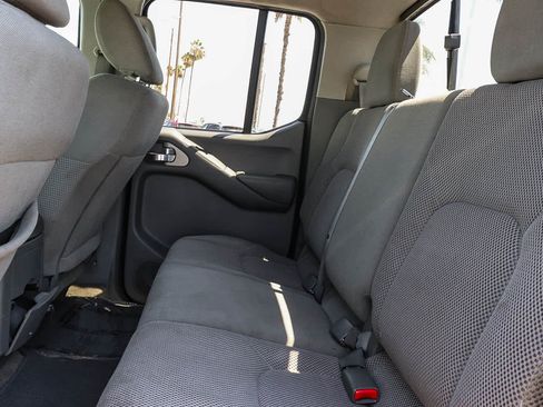 Used 2018 Nissan Frontier SV w/ Value Truck Package RWD image 27
