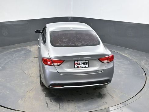 Used 2015 Chrysler 200 Limited w/ Convenience Group image 26