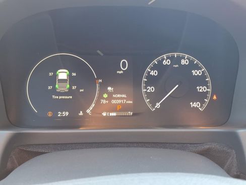 Used 2025 Honda Ridgeline TrailSport+ image 16