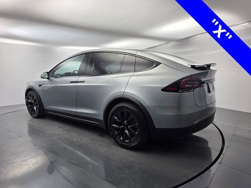 Used 2024 Tesla Model X Base image 6