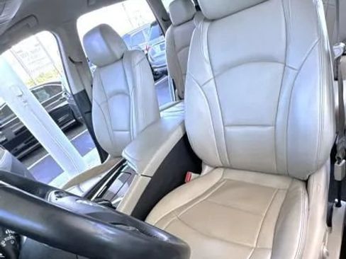 Used 2021 Buick Enclave Essence FWD image 18