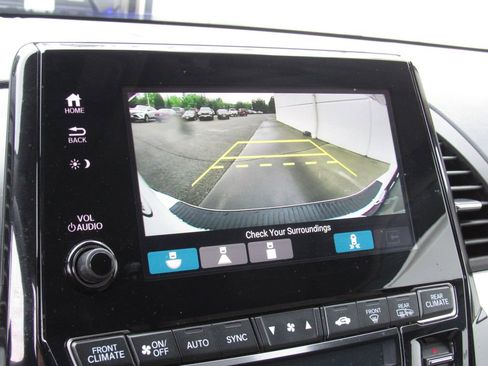 Used 2022 Honda Odyssey Touring image 37
